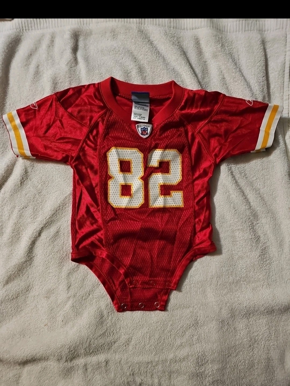 NFL Kansas City Chiefs Baby 18 Month One-Piece Bodysuit - #82 Hall